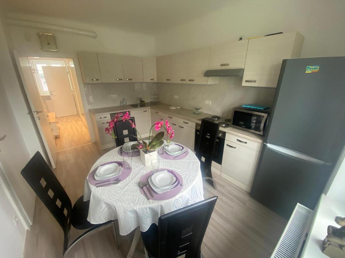 Ferienwohnung Einfamillienhaus Rustenfeld Exterior foto