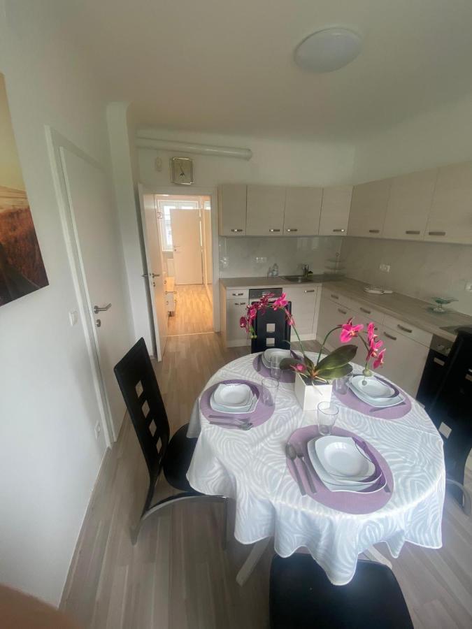 Ferienwohnung Einfamillienhaus Rustenfeld Exterior foto